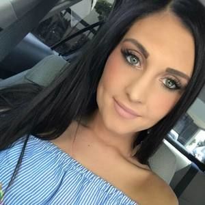 Meet your Posher, Dani